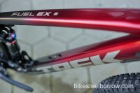 Trek Fuel EX 8 XT ML 29 Rage Red to Dnister Black Fade